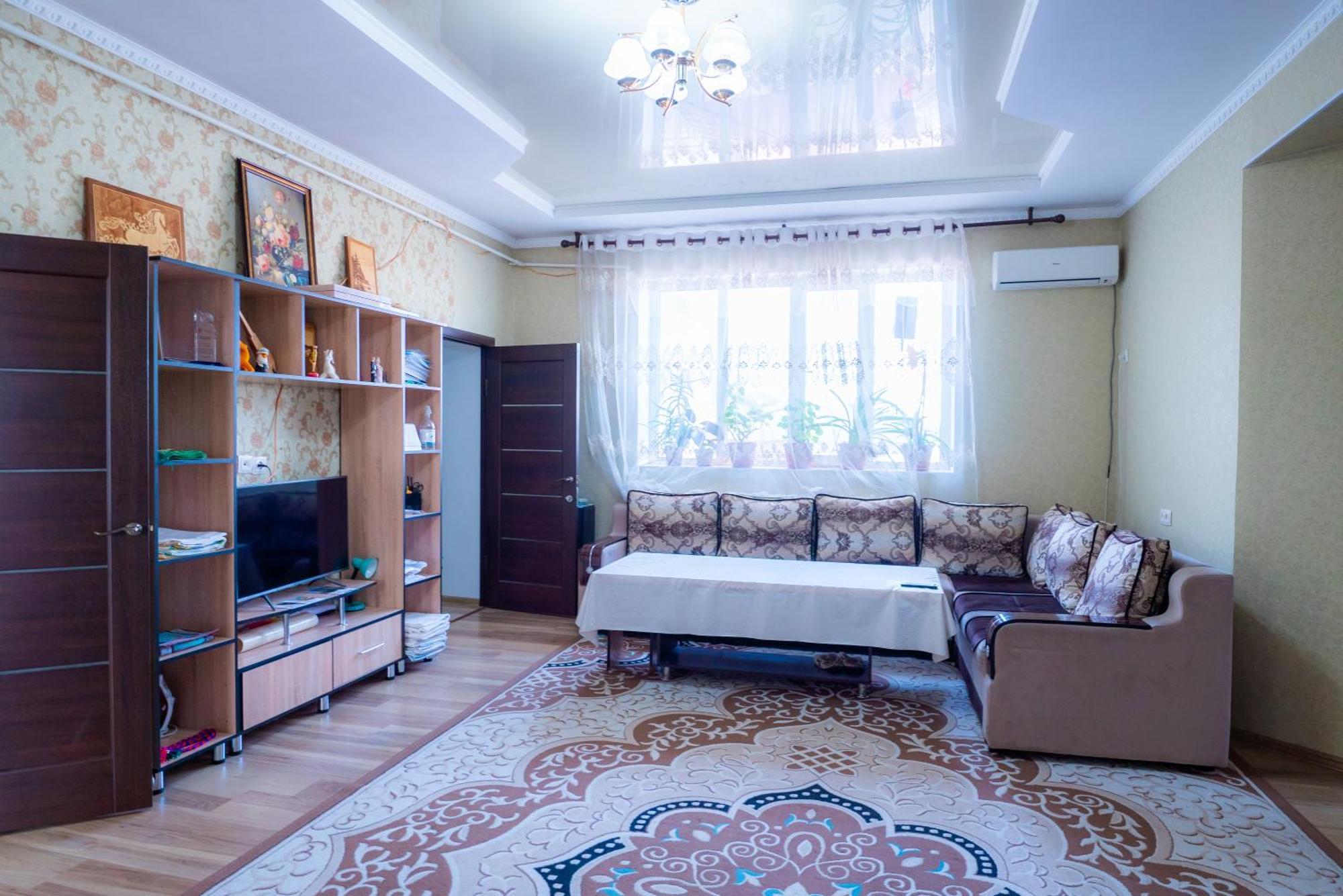 Guest House Etnodom Jalal-Abad Esterno foto