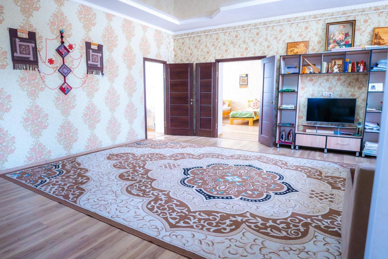 Guest House Etnodom Jalal-Abad Esterno foto